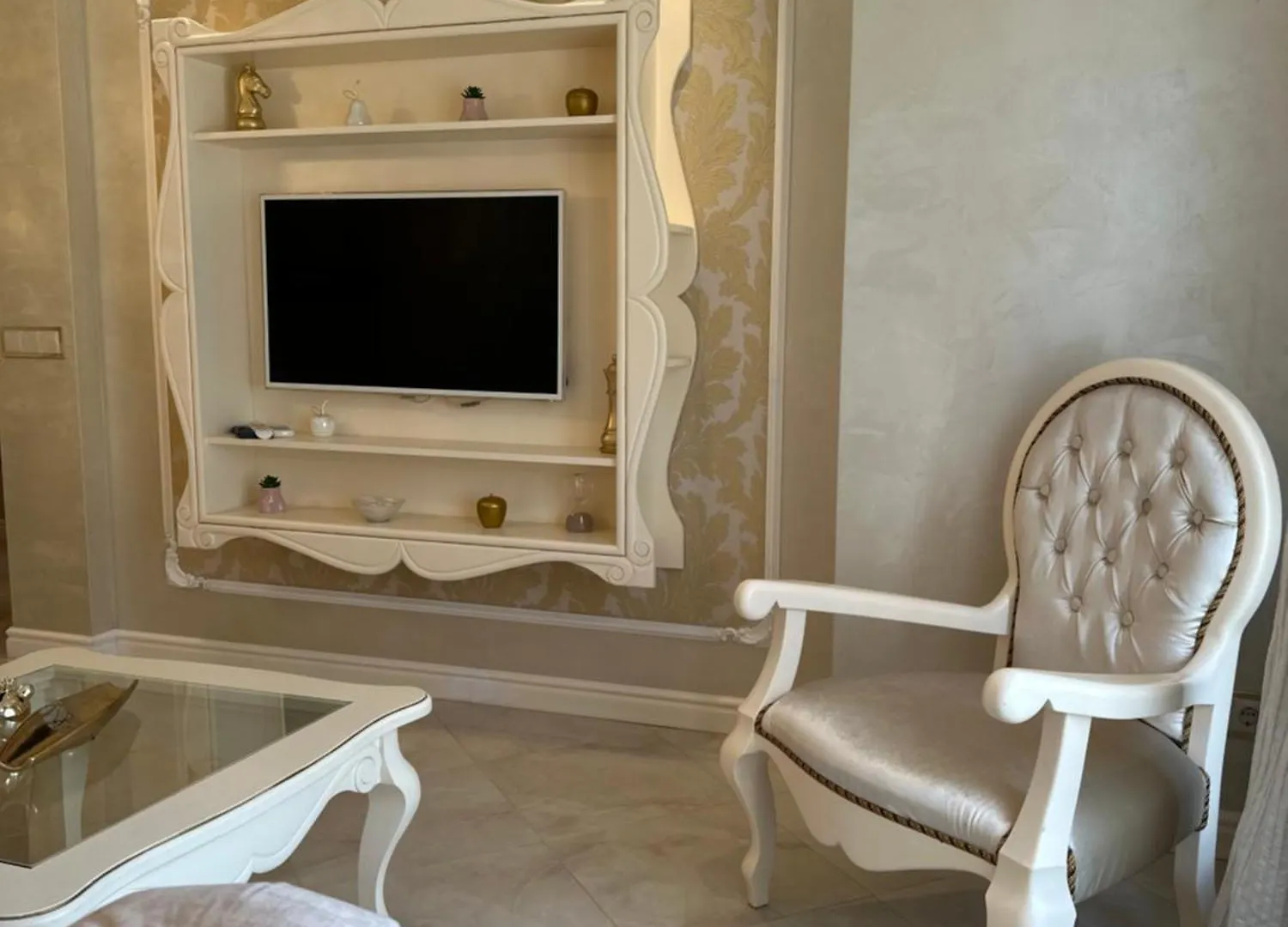 Yo Two - Central Varna Lux Apartment With Parking