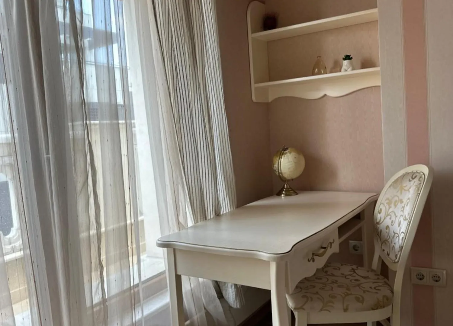 Yo Two - Central Varna Lux Apartment With Parking 0*,  Bulgarie